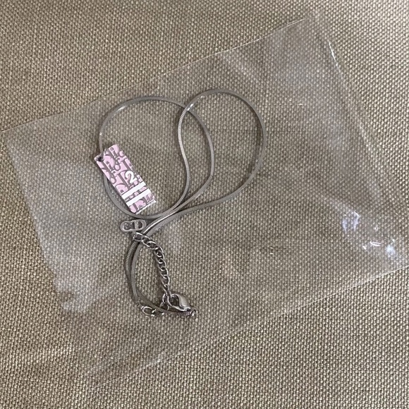 VINTAGE DIOR Necklace Trotter Baby Pink Silver Enamel Monogram Dainty - Picture 7 of 8